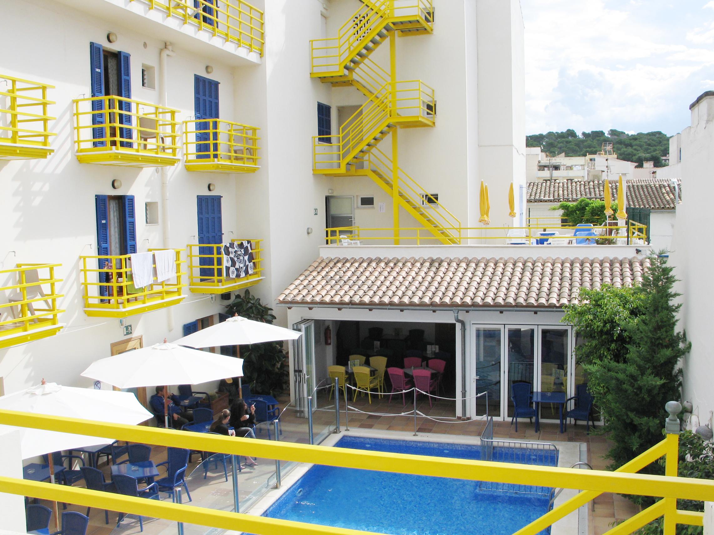Hotel Bellavista Cala Ratjada  Extérieur photo
