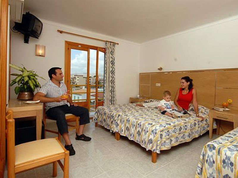 Hotel Bellavista Cala Ratjada  Extérieur photo